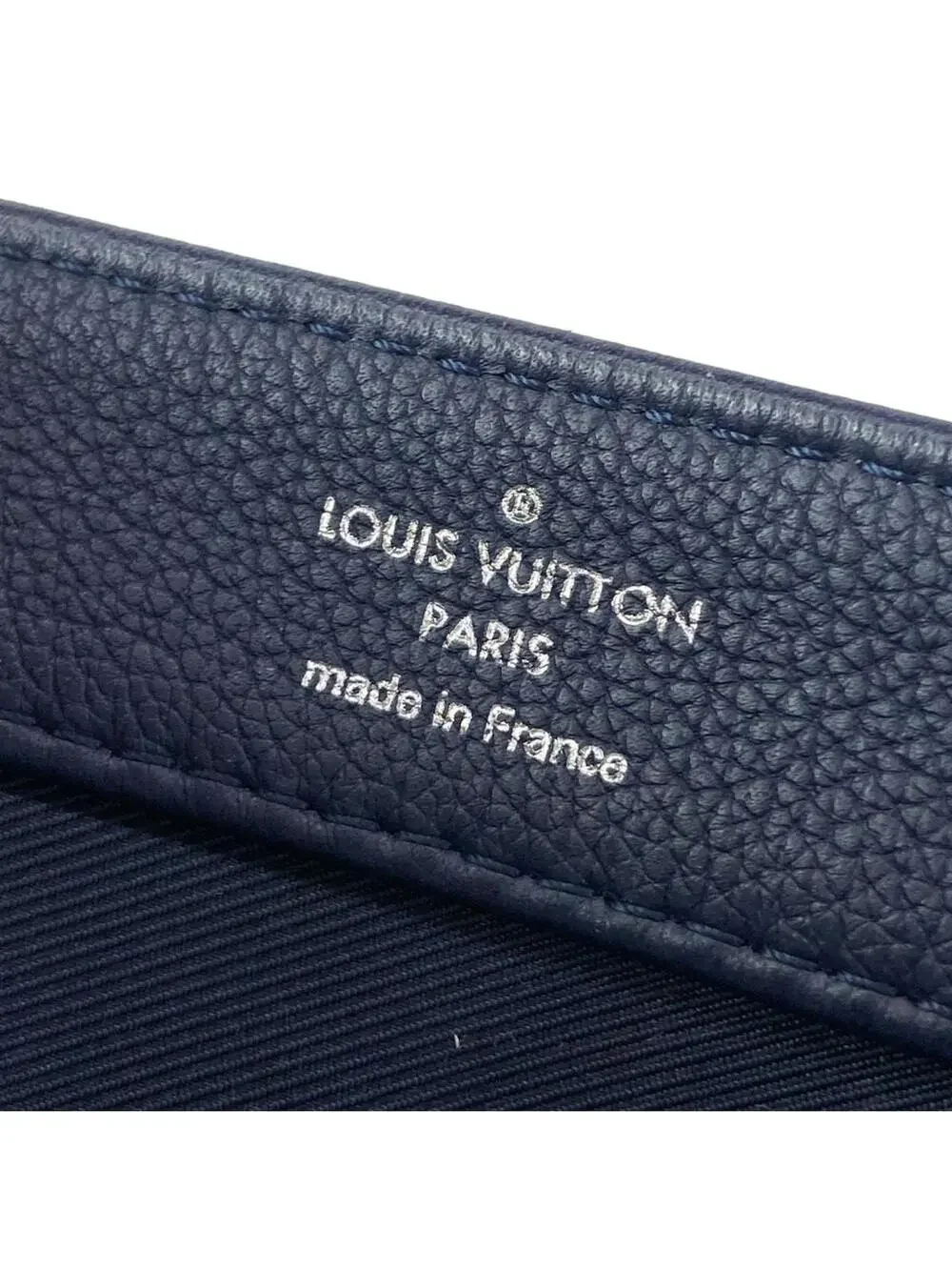 Louis Vuitton Lock Me Iibb Marine Rouge #282290L17B